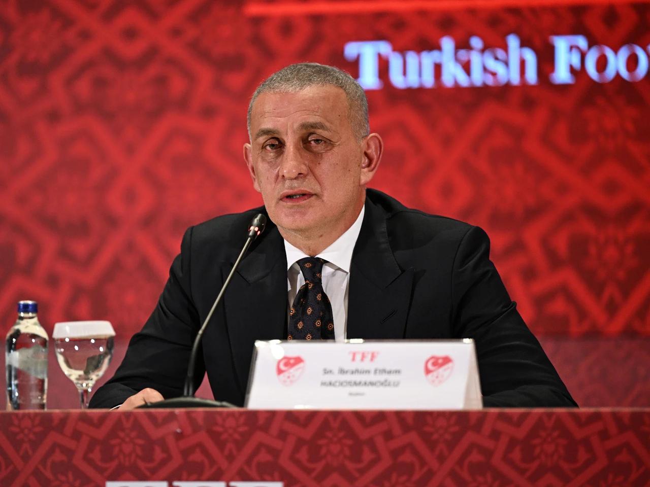 Hacıosmanoğlu sessizliğini bozdu:Fatih Terim, Montella, VAR