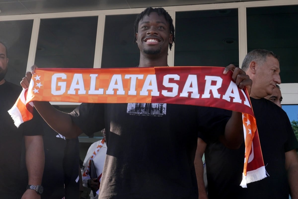 Galatasaray'dan stoper takviyesi