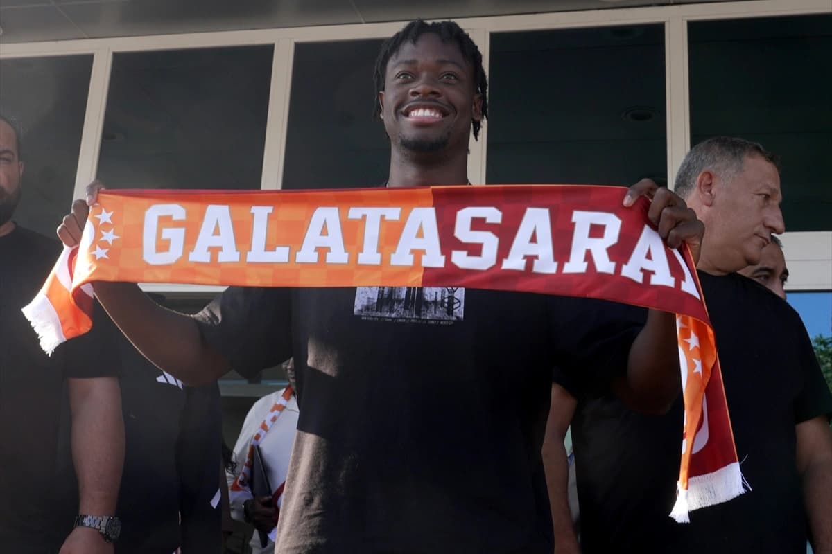 Galatasaray'dan stoper takviyesi