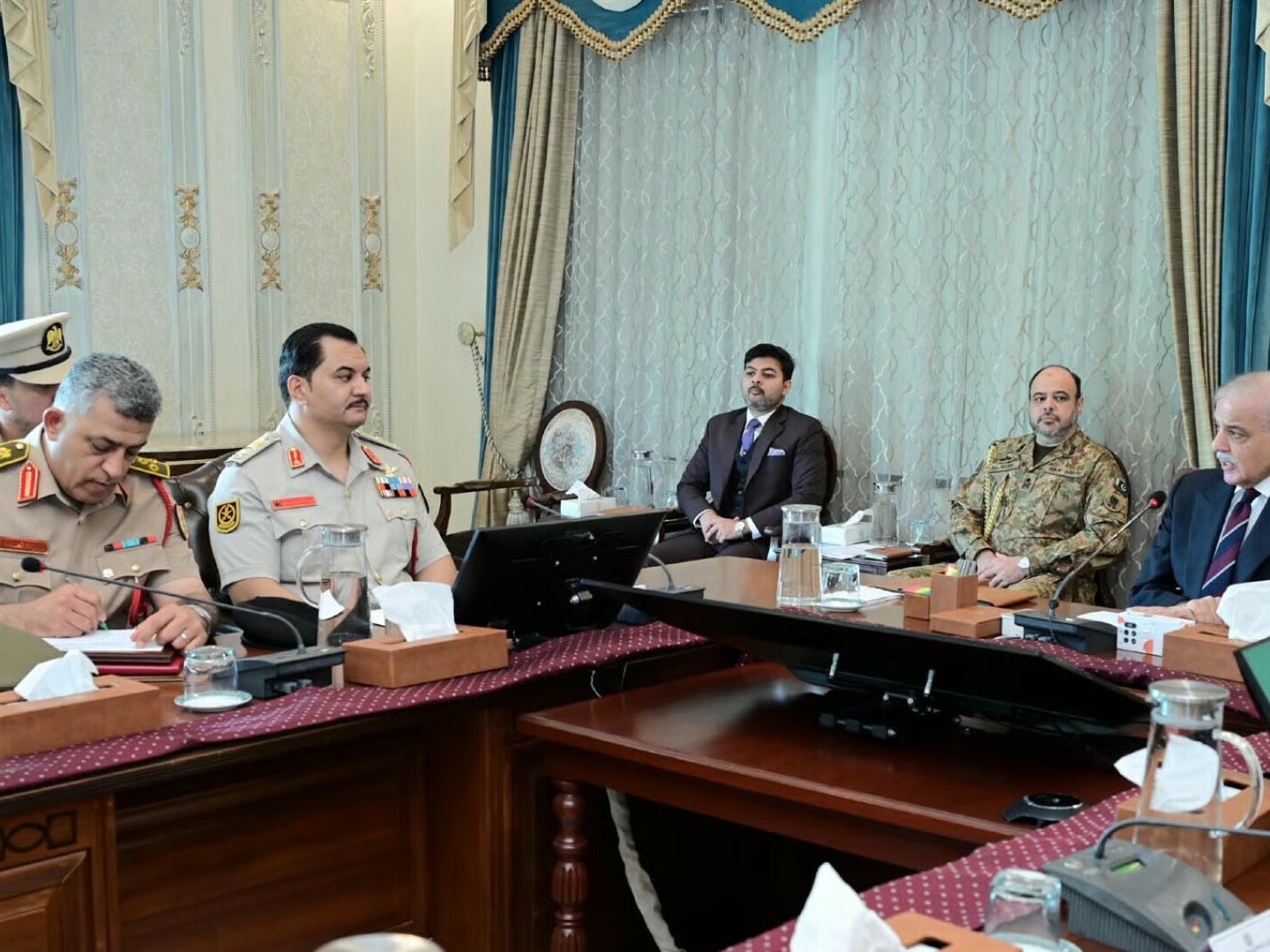 Pakistan, Eastern Libya Vow to Boost Defence Cooperation