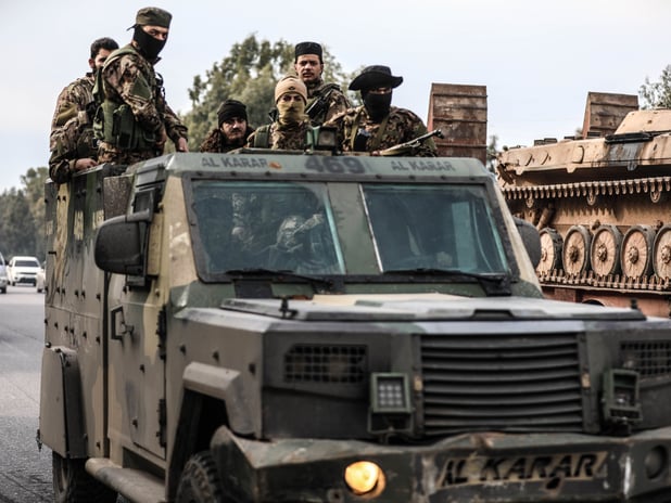 Nusayri çeteler Lazkiye'de sivillere ve güvenlik güçlerine saldırdı: 3 ölü, 60 yaralı