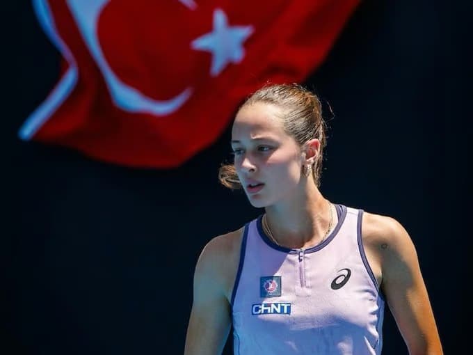 Zeynep Sönmez, Madrid'de ana tabloda