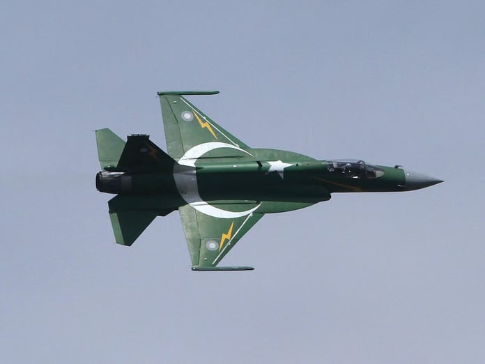 Pakistan'da 62,4 milyar dolarlık 2025-2026 mali bütçesinde savunma harcamaları yüzde 20 artırıldı