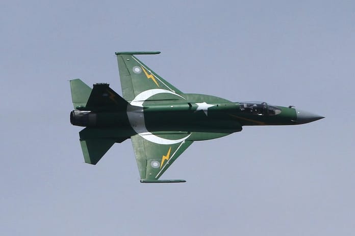 Pakistan'da 62,4 milyar dolarlık 2025-2026 mali bütçesinde savunma harcamaları yüzde 20 artırıldı