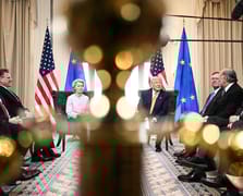 Brussels Signal: Avrupa Birliği ABD'ye nasıl teslim oldu?