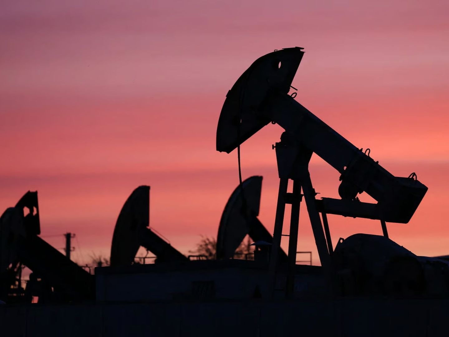 Brent petrolün varil fiyatı 112 dolara yükseldi