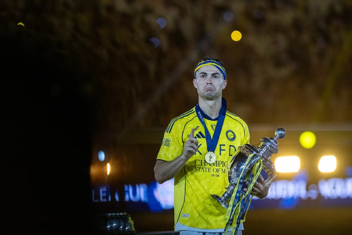 Ronaldo'nun Suudi Arabistan'da ilk lig kupası