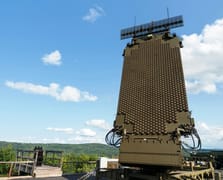 İsveç, uzun menzilli hava savunmasını güçlendirmek için TPY-4 radarını seçti