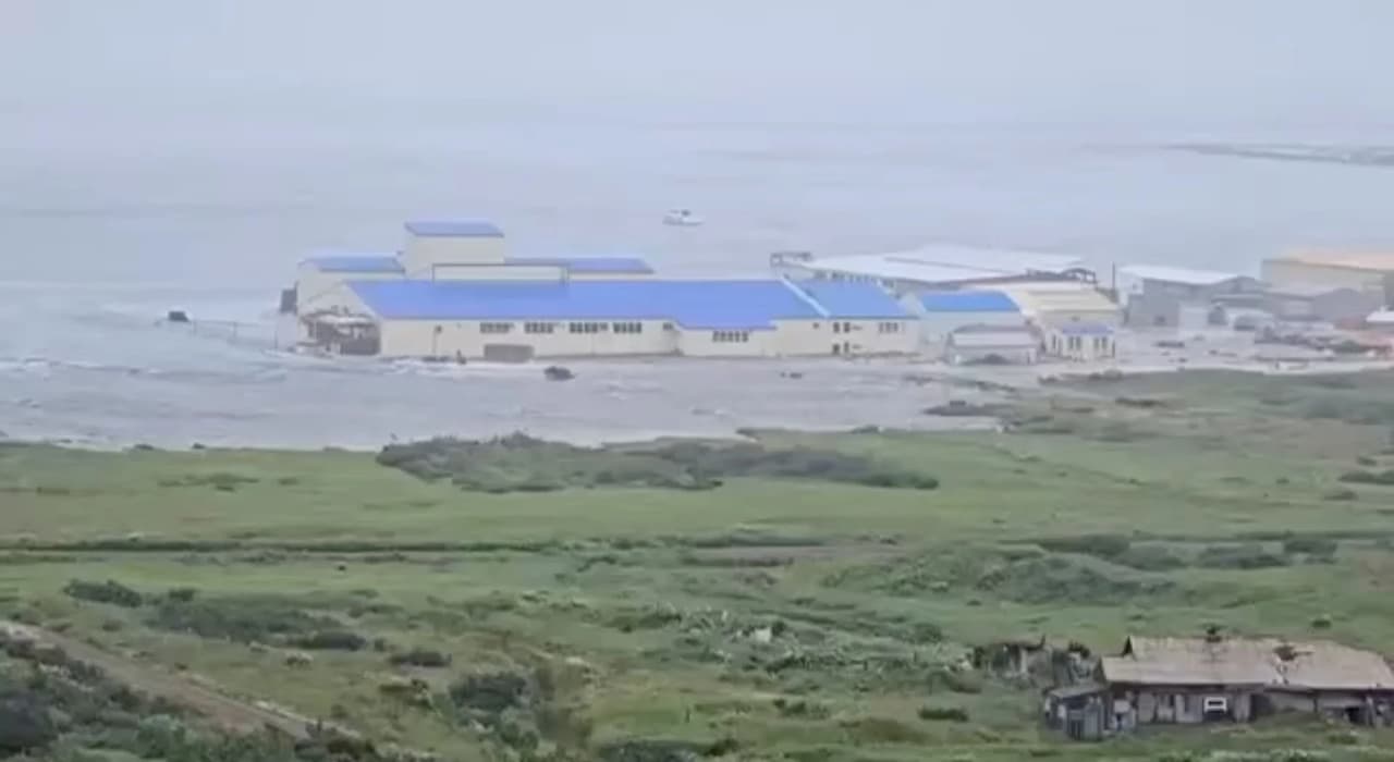 Rusya’daki büyük depremin ardından ABD’de tsunami alarmı
