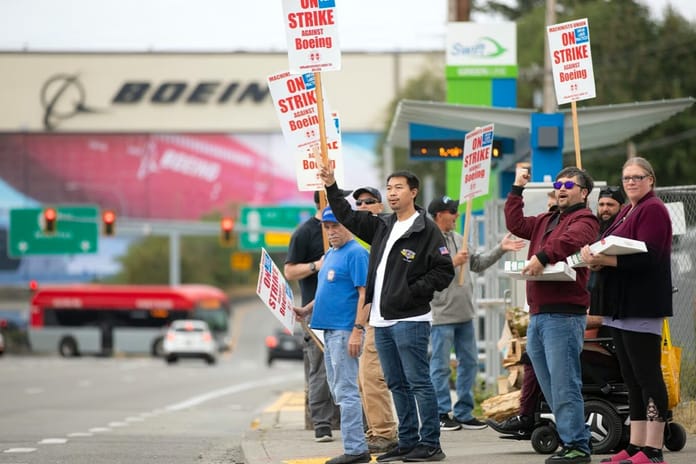 Boeing’in savunma işçileri greve gidiyor