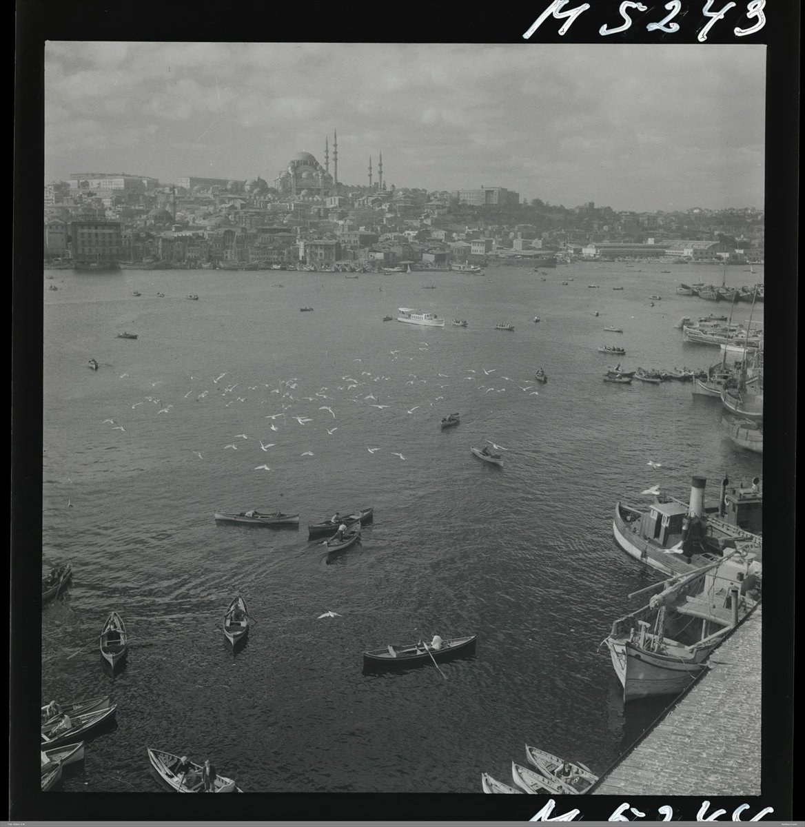 İstanbul'un hiç görmediğiniz fotoğrafları ortaya çıktı | Ünlü fotoğrafçının 79 yıllık arşivi tarihe ışık tutuyor