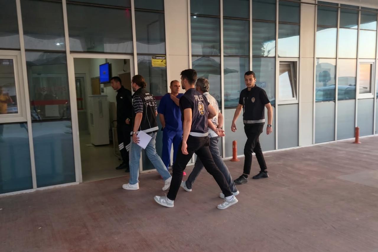 4 ilde 45 adrese helikopterli baskın yapıldı