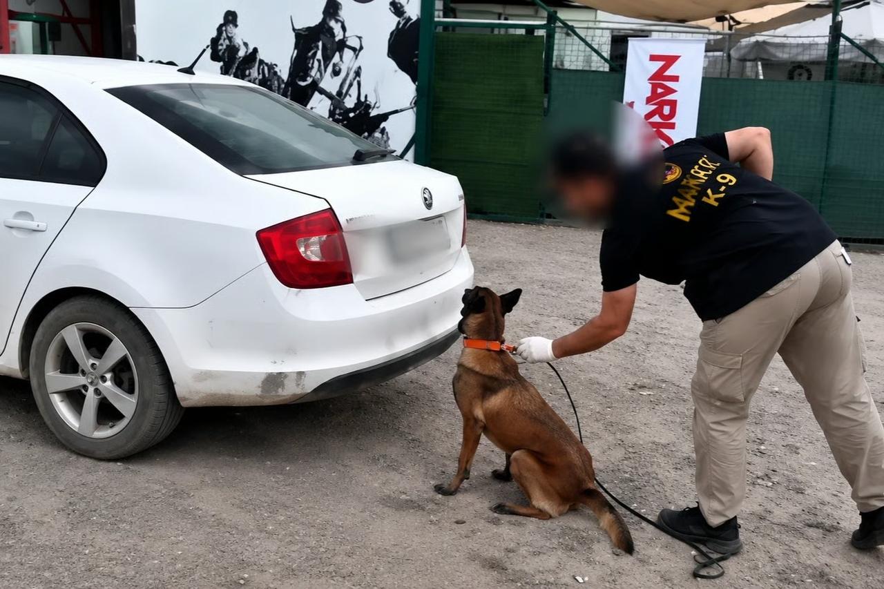 28 kilo uyuşturucuyla yakalandı: Zehir taciri doktor çıktı!