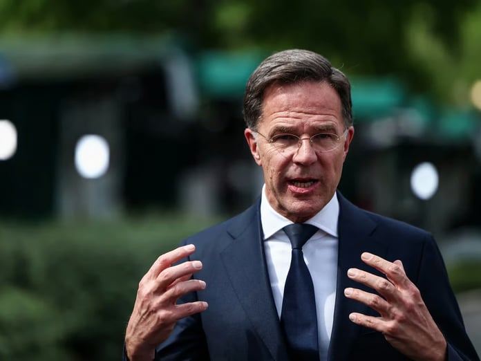 Rutte'den Avrupa ülkelerine savunma sorumluluklarını yerine getirme çağrısı