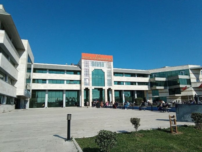 Antalya Kepez Kaymakamlığı’nda silah sesleri 