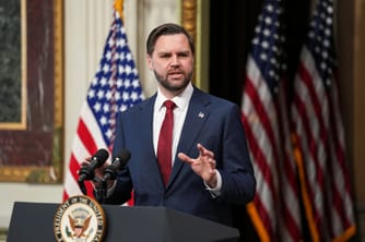 Secret Service Agent Suspended Over Alleged Vance Leak