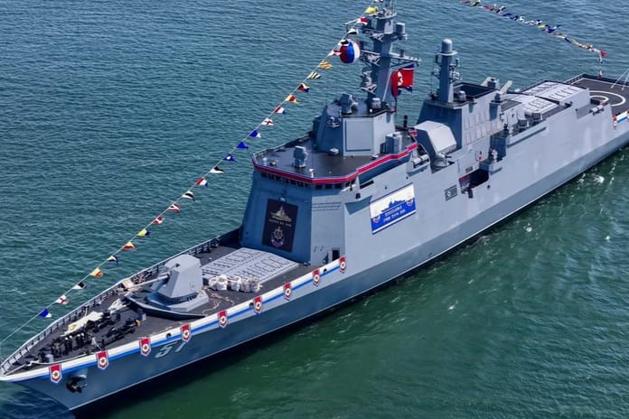 Kuzey Kore'nin yeni fırkateyni ortaya çıktı