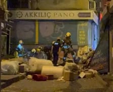 Beyoğlu'nda bina çöktü: Patlamanın nedeni araştırılıyor, ölü ya da yaralı yok