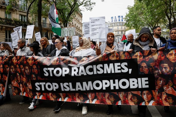 Fransa'dan İslam karşıtı karar: İmam yetiştiren enstitü kapatıldı