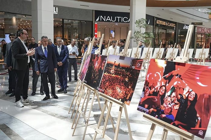 15 Temmuz’un izleri İzmir ve İstanbul’da