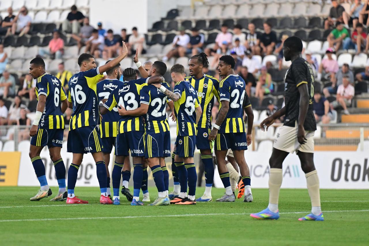 Portekiz kampında ilk sınav başarılı: Fenerbahçe, yeni transferleriyle sahadan galip ayrıldı