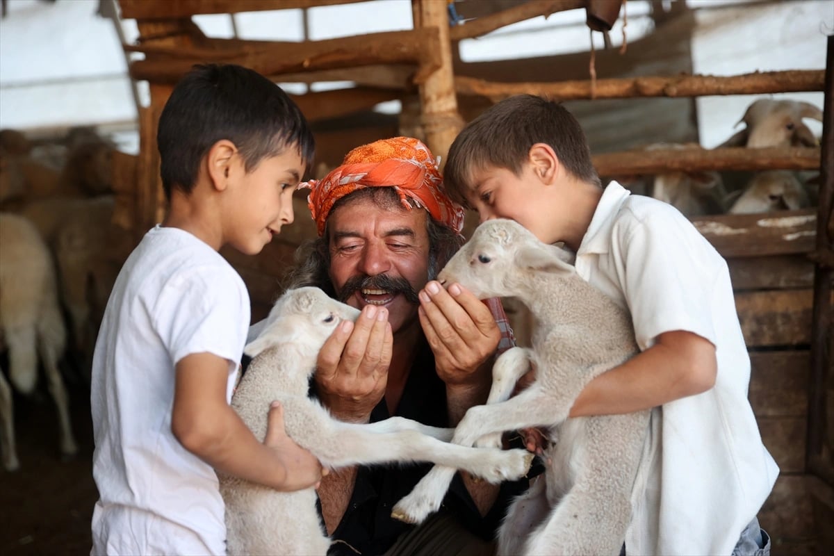 Yazları Dipsiz Yaylası’na çıkıyorlar