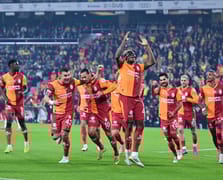 Süper Lig'in zirvesi değişmedi: Sane attı, Duran uzatmalarda cevap verdi