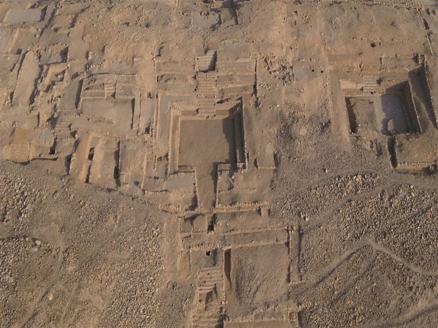 Peru’da 3.500 yıllık antik şehir bulundu