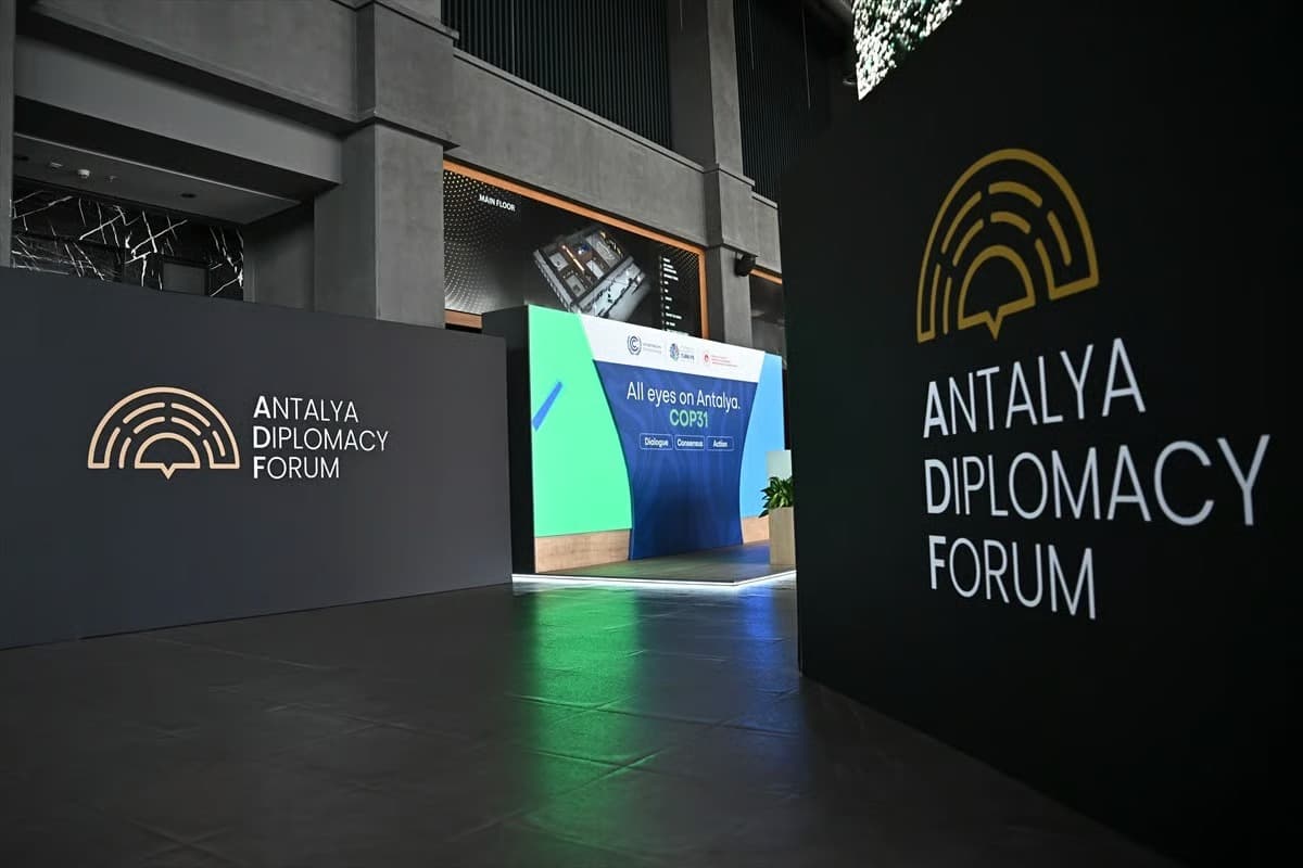 New York Times'tan Antalya Diplomasi Forumu analizi: ABD'ye güven azalıyor