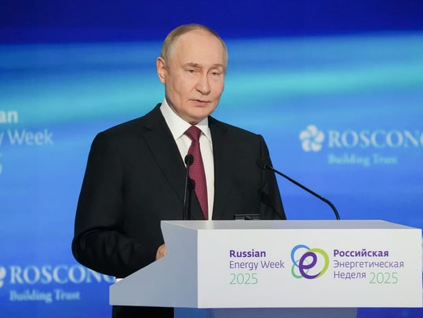 Putin'den Batı'ya net mesaj: "Enerji mimarisi yeniden şekilleniyor"