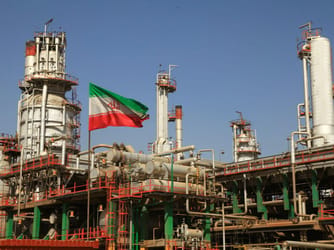 Iran Pursues Oil Deals with Japan Under US Waiver