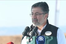 Tarım ve Orman Bakanı Yumaklı'dan Belediyelere su yönetimi uyarısı