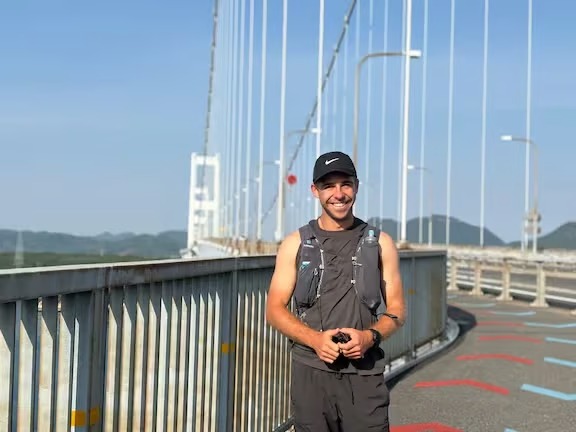 George Boanas Gazze için 2.400 kilometrelik parkurda