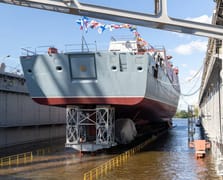 Rusya, yeni güdümlü firkateyn Admiral Isakov’u denize indirdi