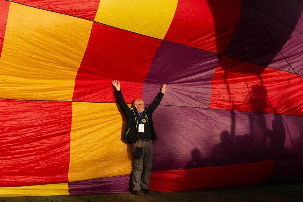 İtalya’nın Fragneto Monforte kentinde Balon Festivali düzenlendi