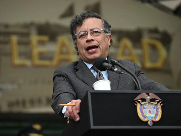 Kolombiya Cumhurbaşkanı Petro’dan Maduro’nun iadesi çağrısı