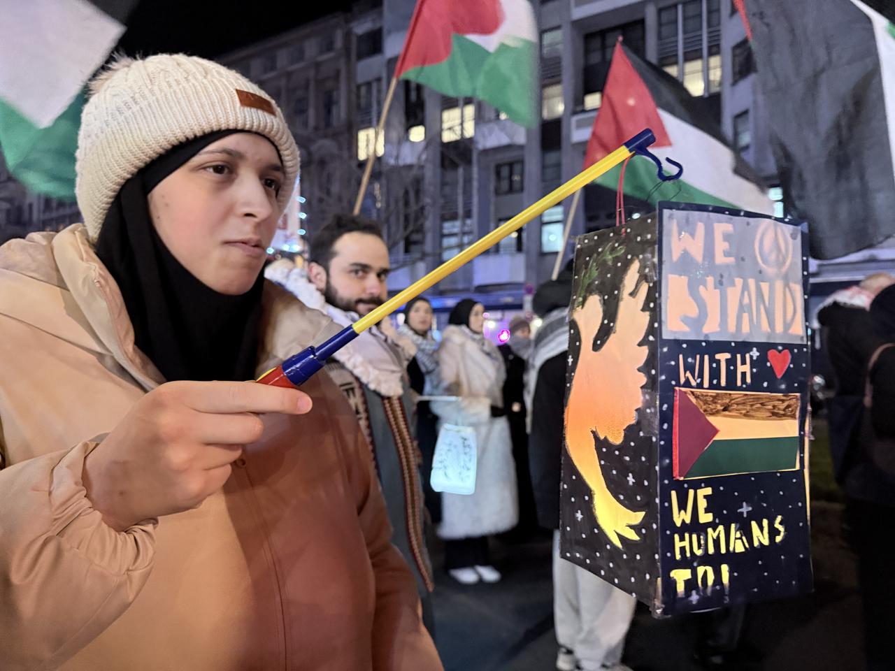 Berlin’de anlamlı eylem: Fenerler Gazze için yandı