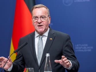 Pistorius Blasts Trump Over Afghanistan, Defends NATO Unity