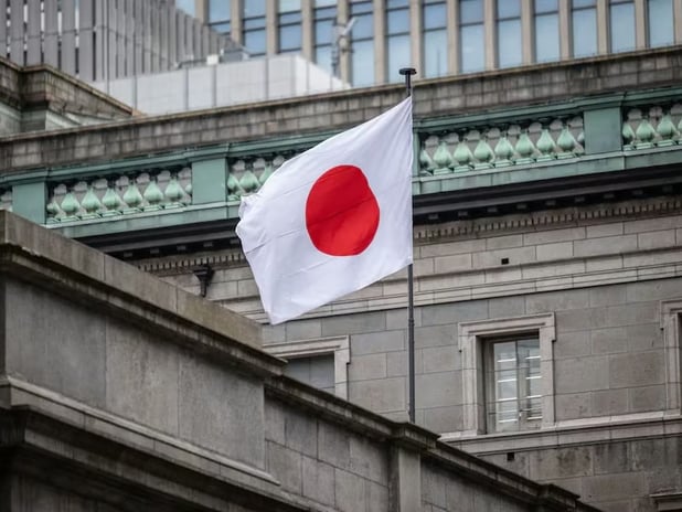 Japonya tacizleri engellemek için Bluetooth'u yasaklıyor