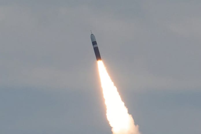 ABD Donanması, Trident II D5LE balistik füzesinin başarılı testlerini tamamladı