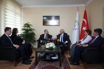 Siyasette bayram trafiği: AK Parti, MHP ve DEM heyetleri bir araya geldi