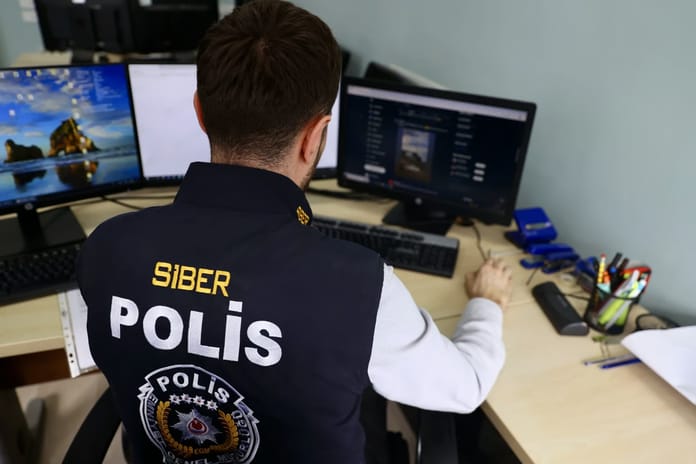 17 il merkezli siber dolandırıcılık operasyonu: 118 şüpheli yakalandı