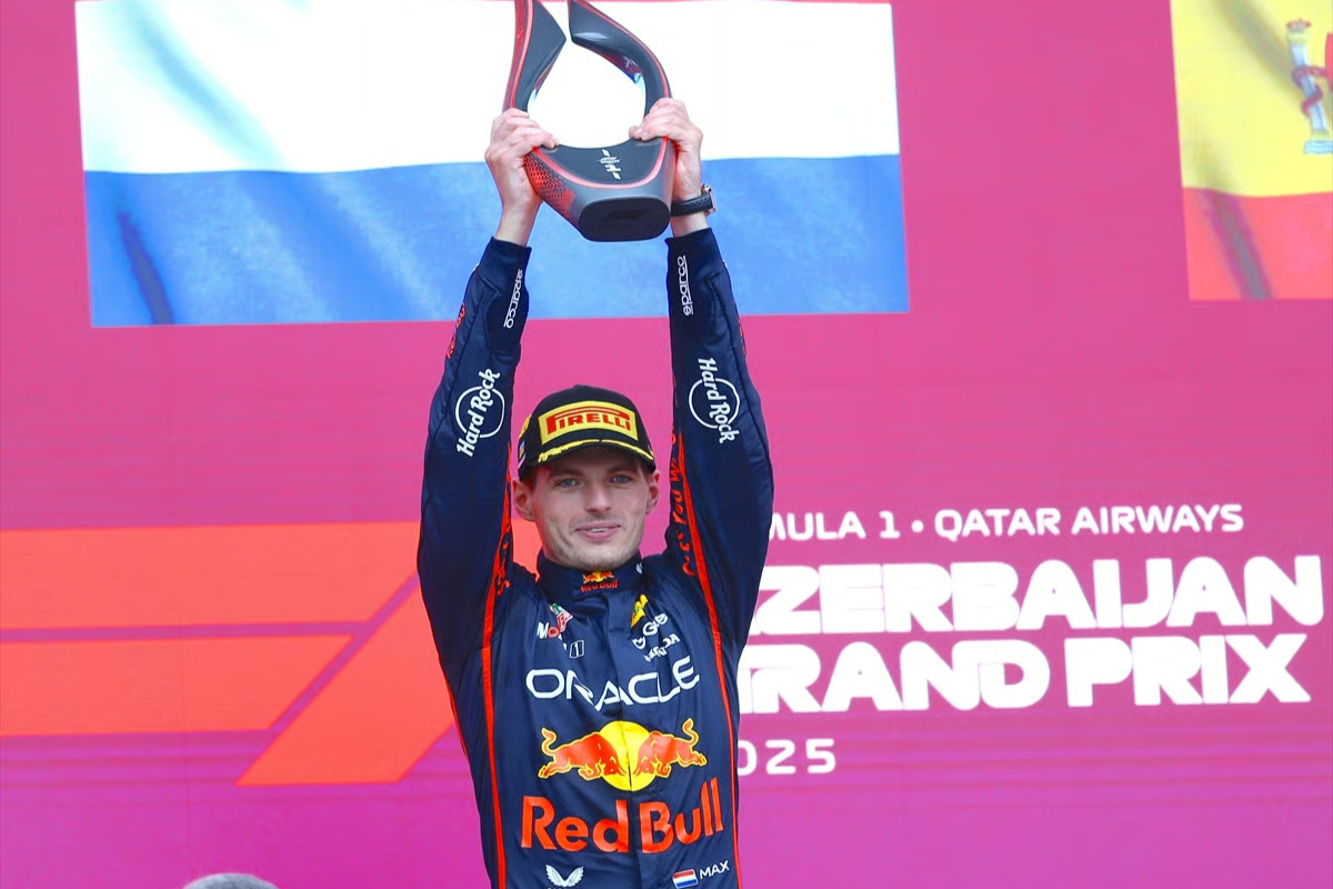 Azerbaycan'da zafer Verstappen'in