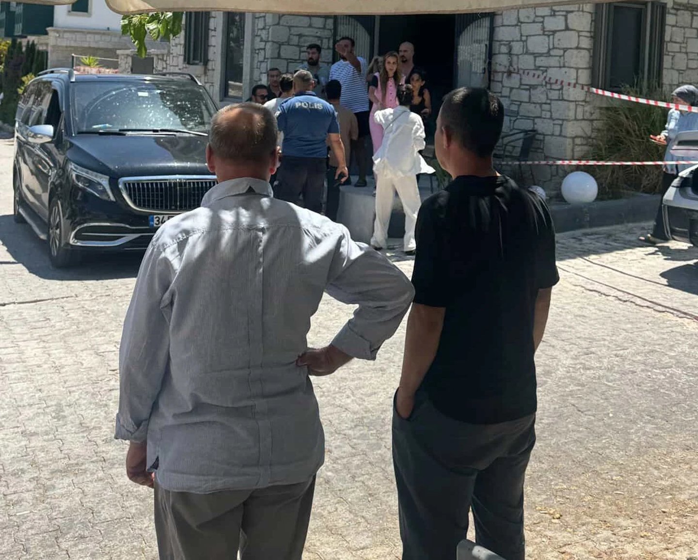 Dilan Polat önce ağlayarak paylaştı, sonra sildi! Koruması Can Polat'ın öldüğü pusuda tüyler ürperten ayrıntı...