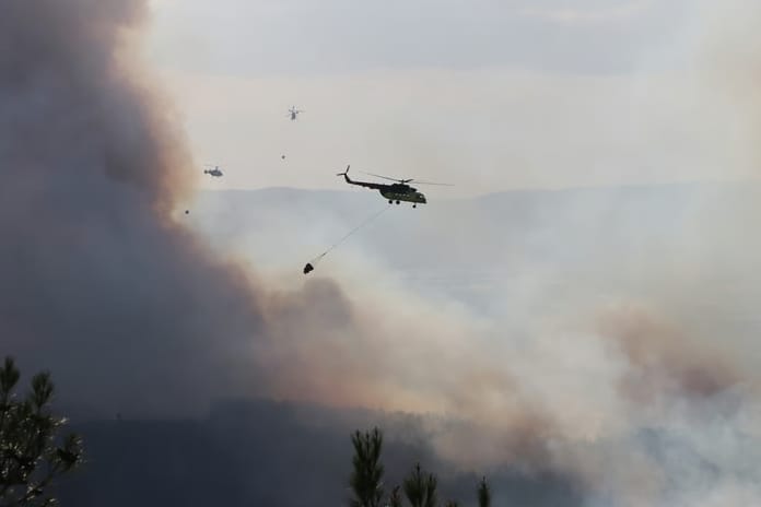 Tekirdağ'da orman yangınına havadan ve karadan yoğun müdahale