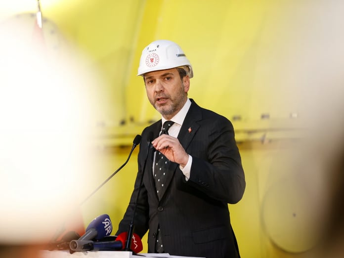 Bakan Bayraktar: Bu sene hedefimiz, ilk elektriği üretmek