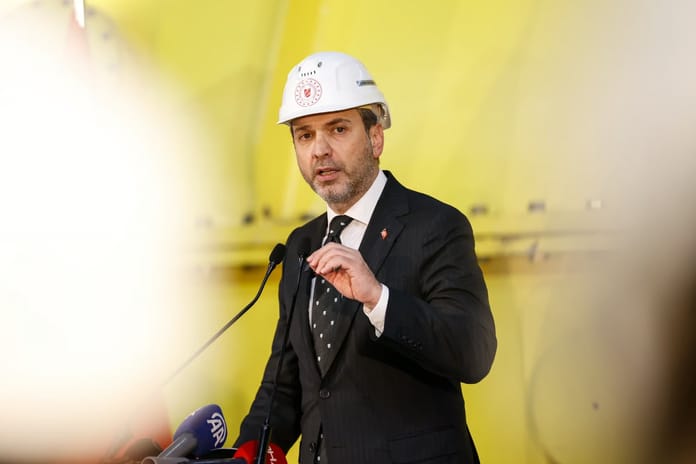 Bakan Bayraktar: Bu sene hedefimiz, ilk elektriği üretmek