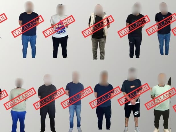 Kırmızı bültenle aranan 13 suçlu Türkiye'ye getirildi