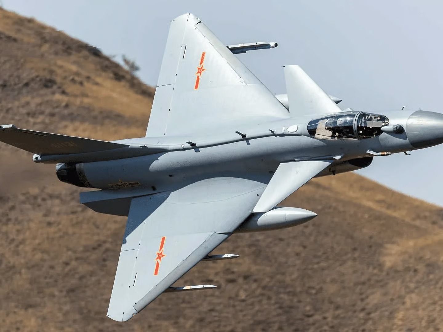 Endonezya, Çin’den J-10C savaş uçağı almayı değerlendiriyor