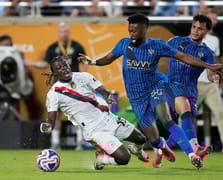 Al Hilal, gol düellosunda Manchester City'yi devirerek FIFA Kulüpler Dünya Kupası'nda çeyrek finale yükseldi